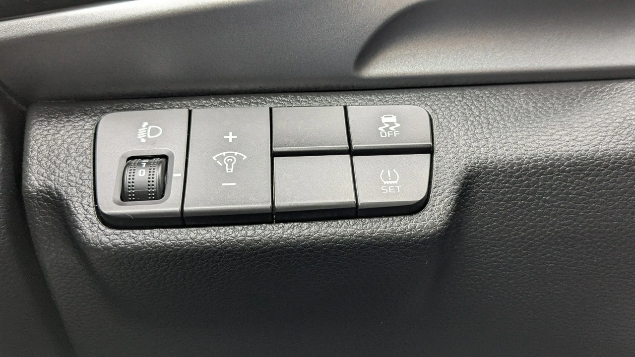 Kia Stonic - Zdjęcie 30