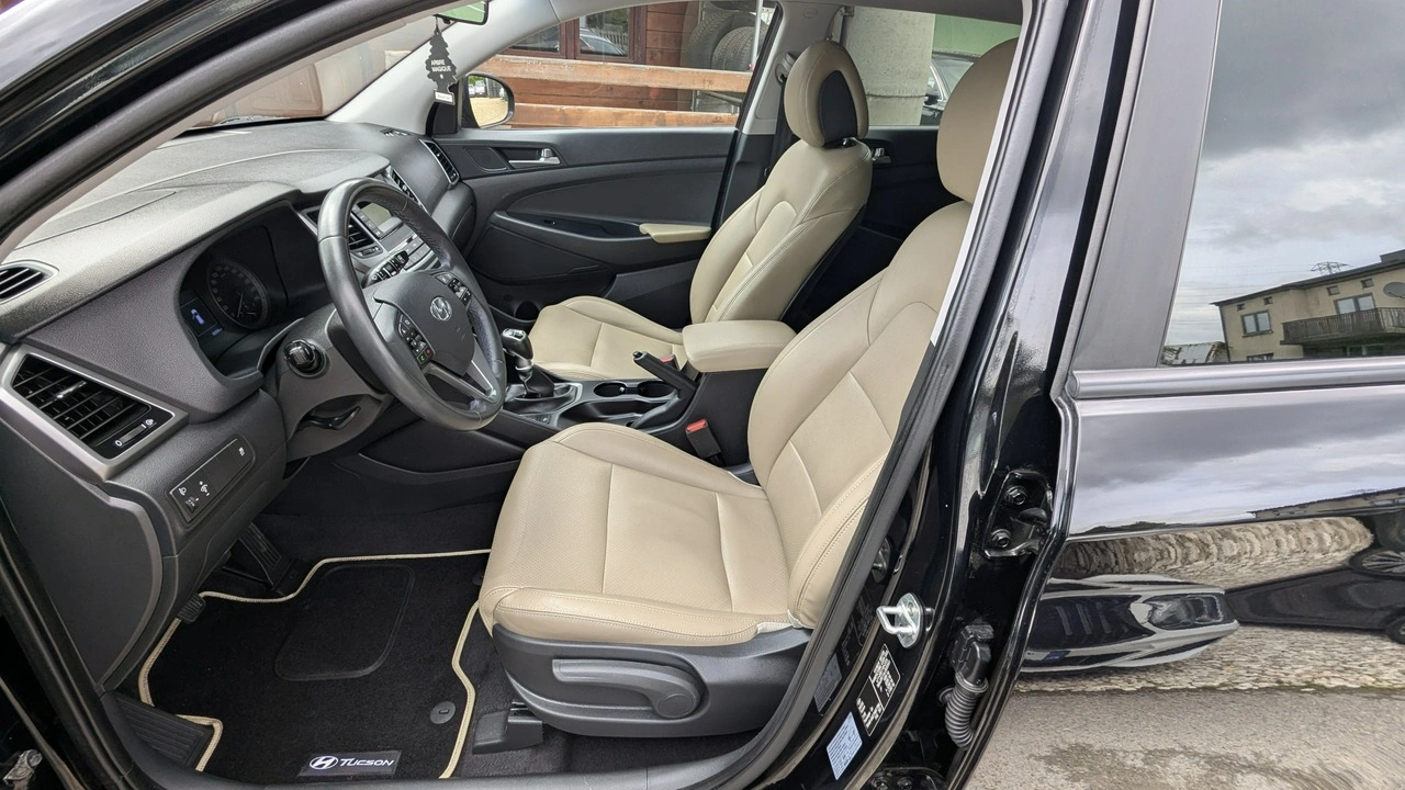 Hyundai Tucson - Zdjęcie 14