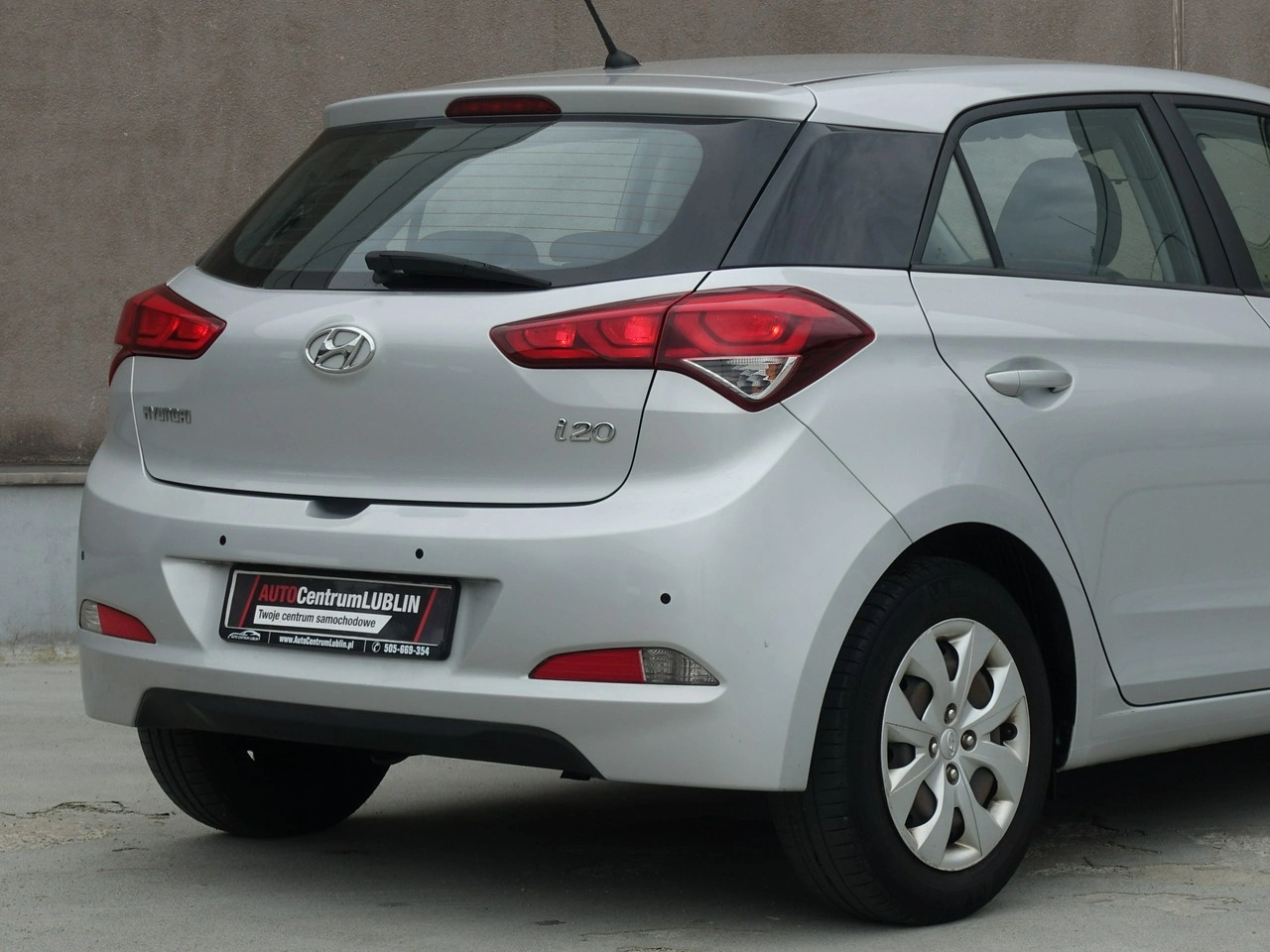 Hyundai i20 - Zdjęcie 21