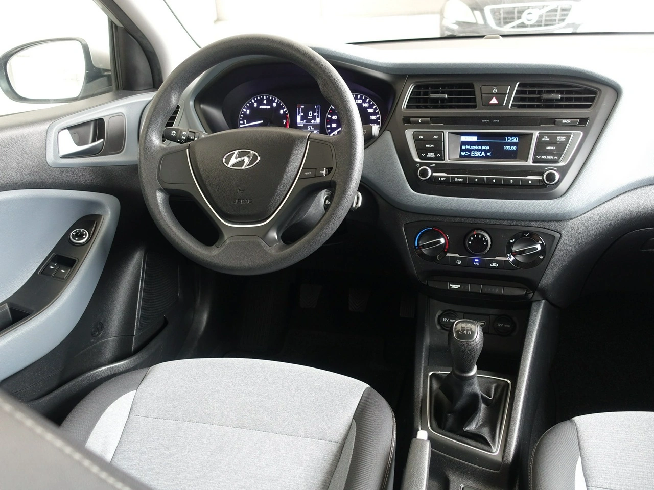 Hyundai i20 - Zdjęcie 19