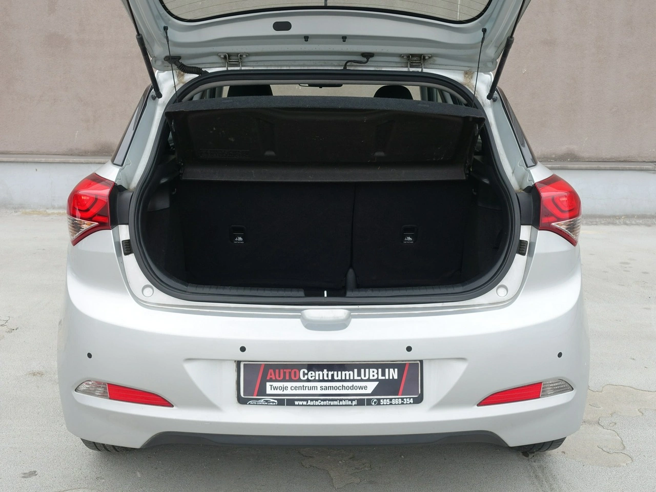 Hyundai i20 - Zdjęcie 22
