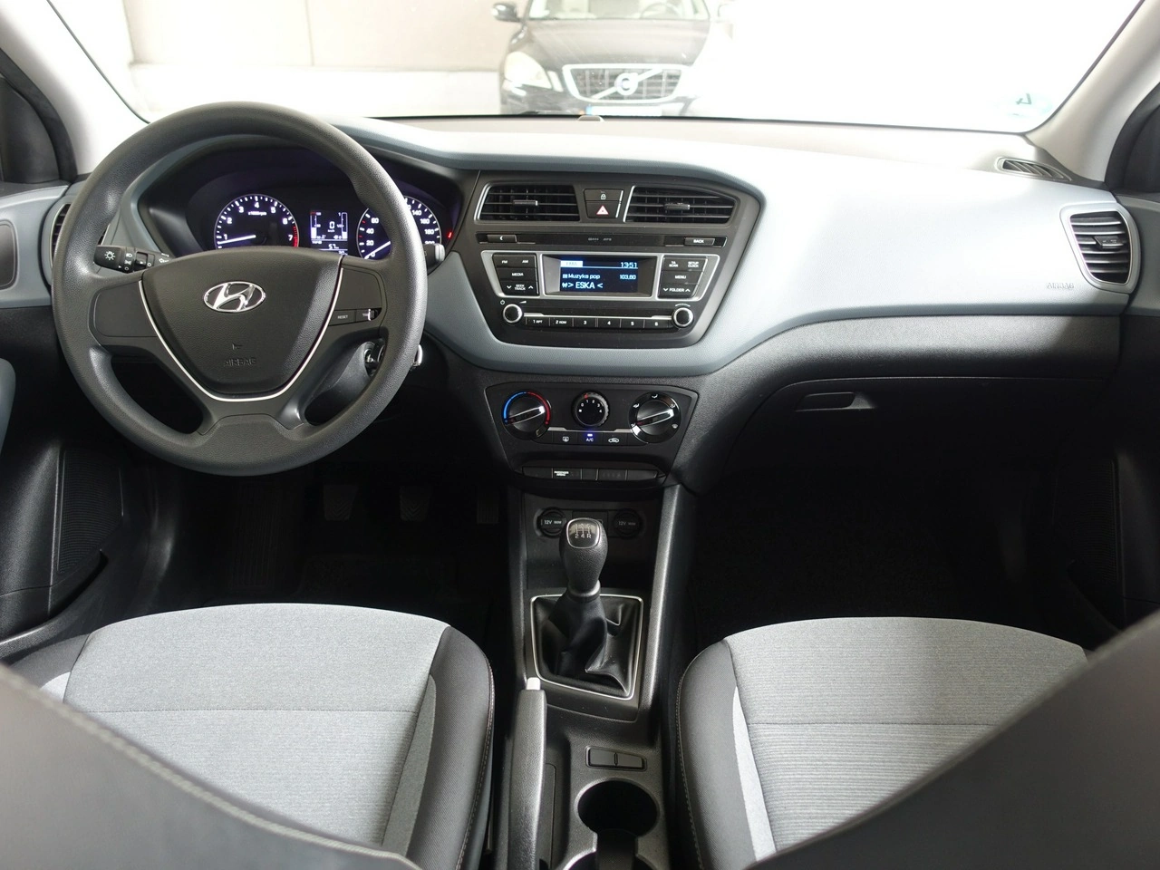Hyundai i20 - Zdjęcie 16