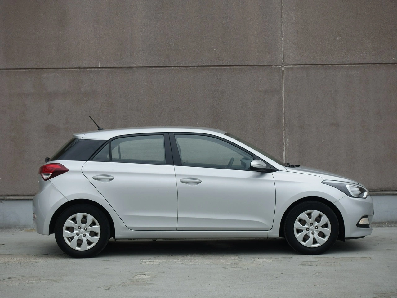 Hyundai i20 - Zdjęcie 2
