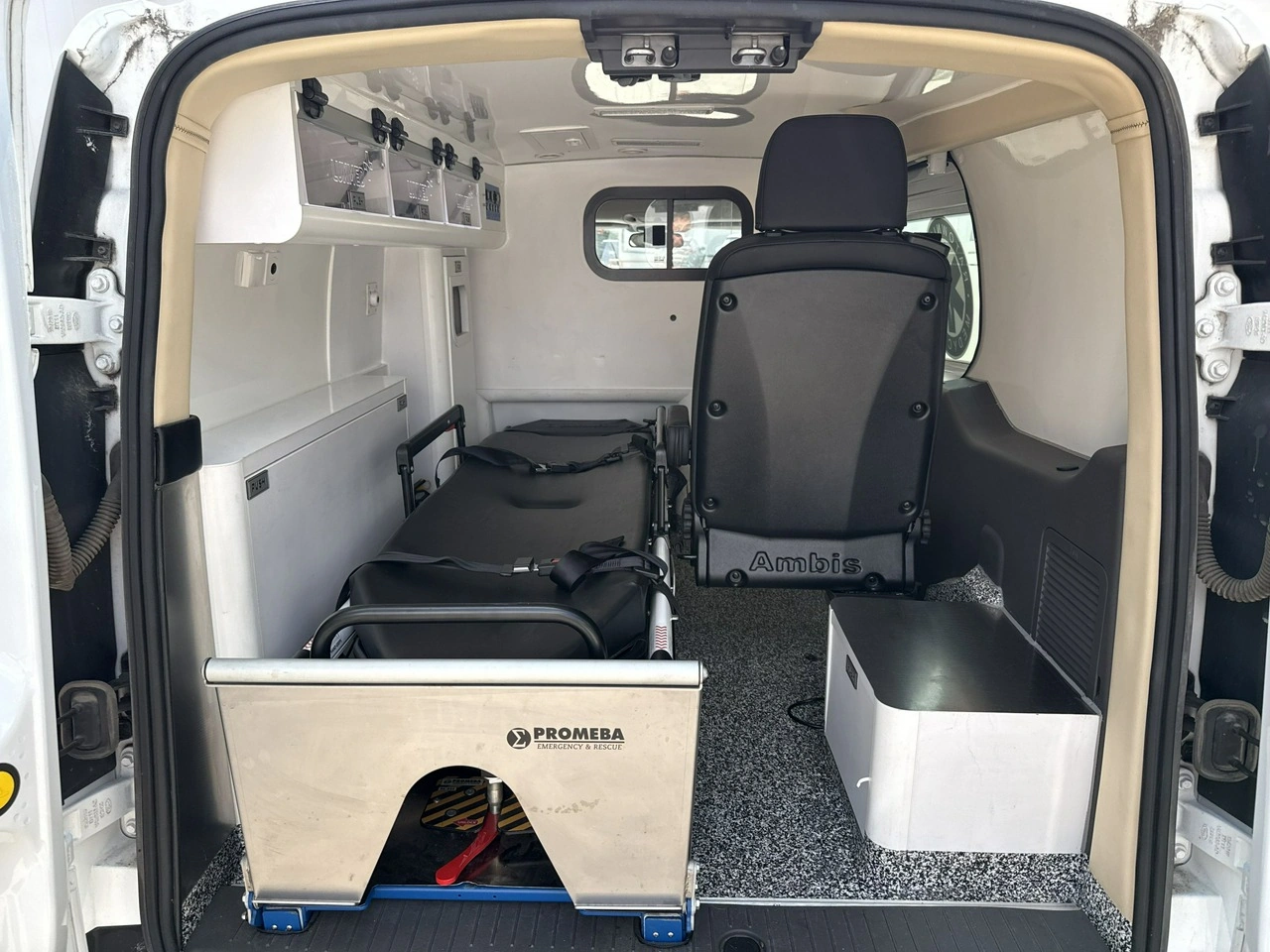 Ford Transit Connect - Zdjęcie 15