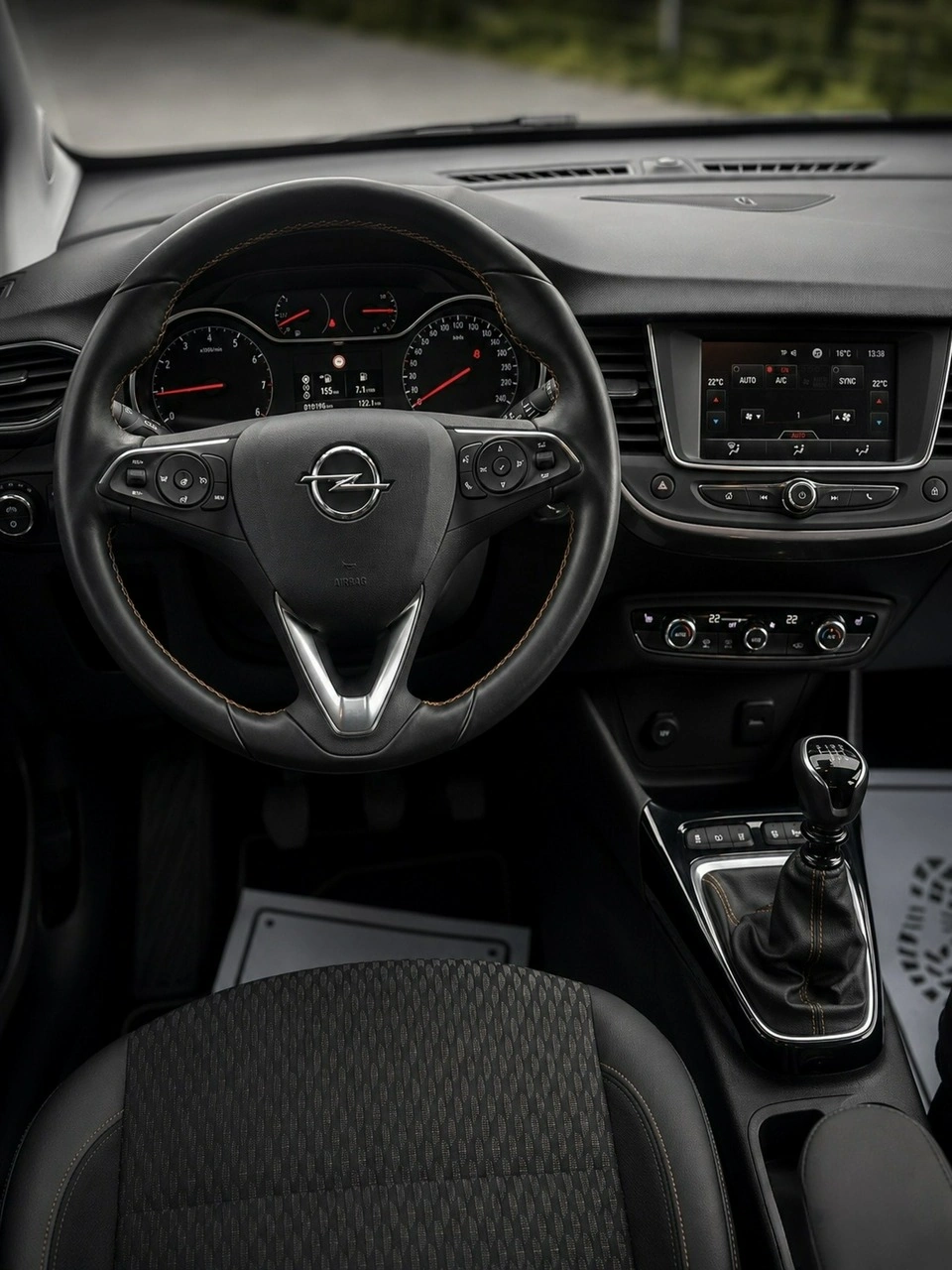 Opel Crossland X - Zdjęcie 12