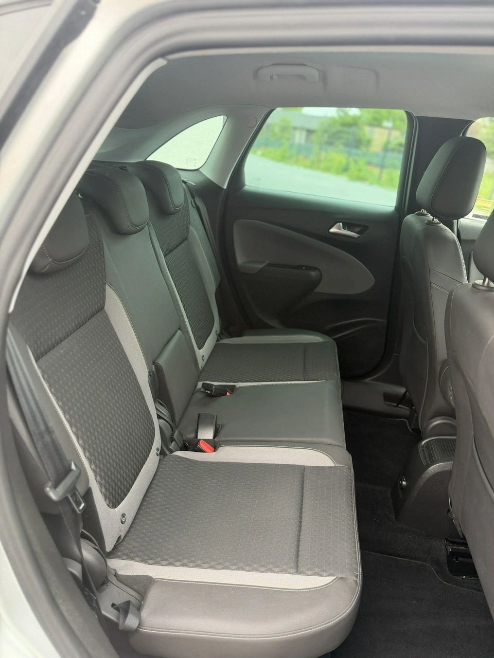 Opel Crossland X - Zdjęcie 16