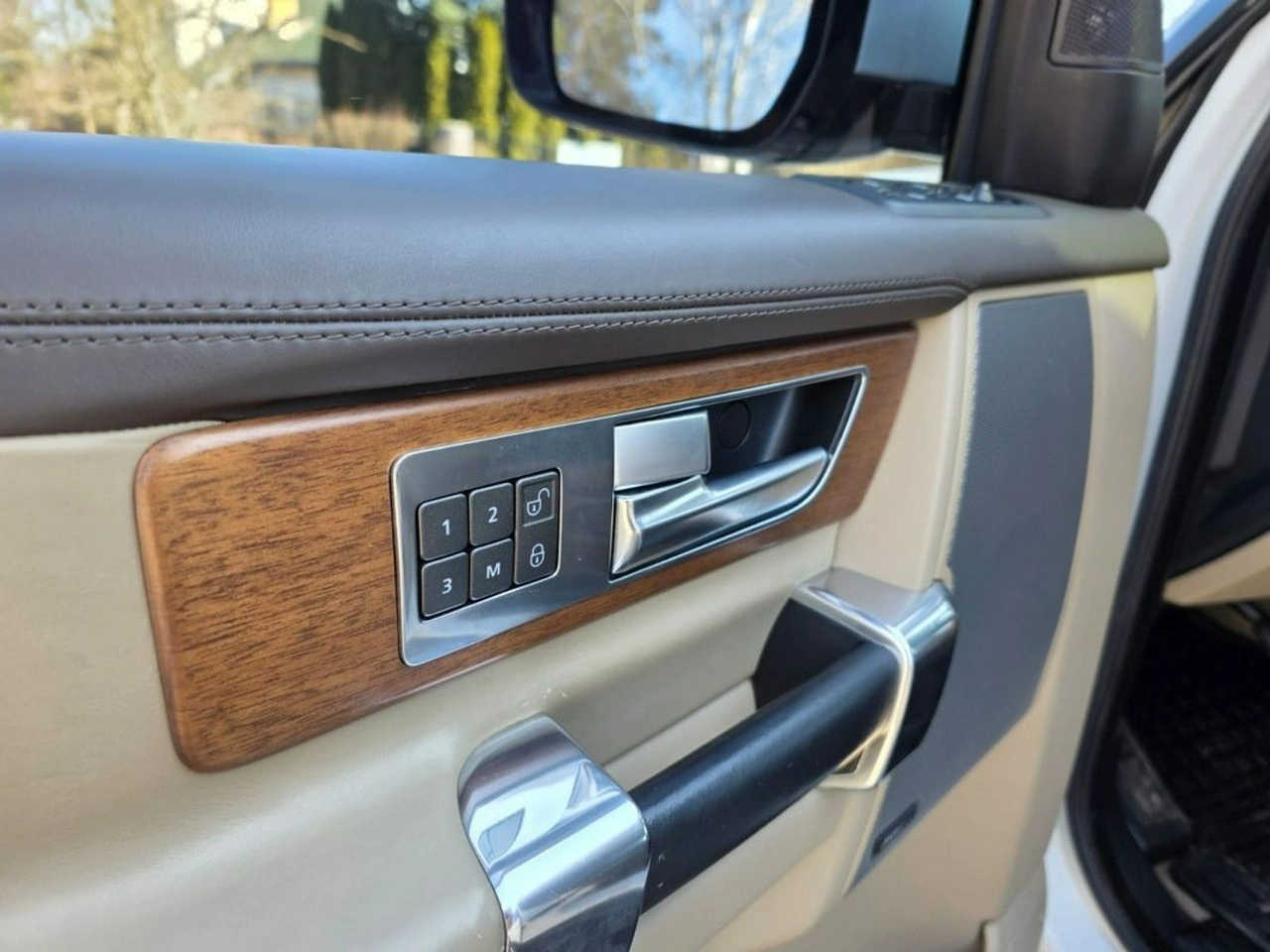 Land Rover Discovery - Zdjęcie 21