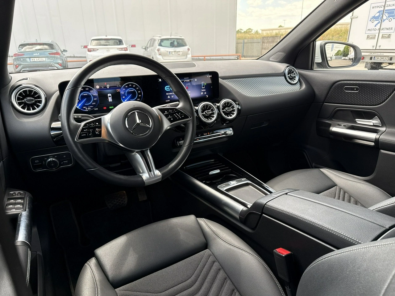 Mercedes EQA - Zdjęcie 12