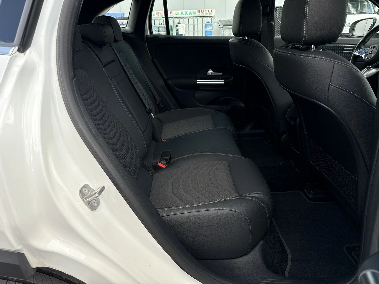 Mercedes EQA - Zdjęcie 18