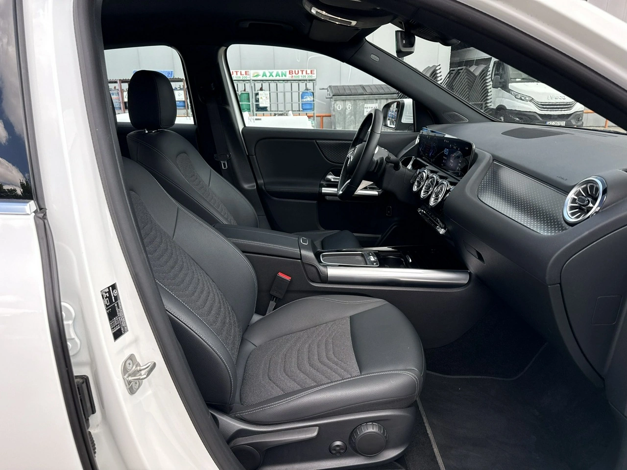 Mercedes EQA - Zdjęcie 20