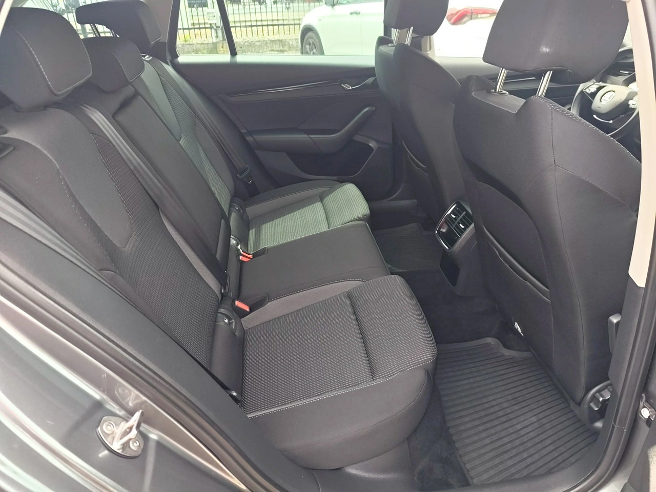 Skoda Octavia - Zdjęcie 10