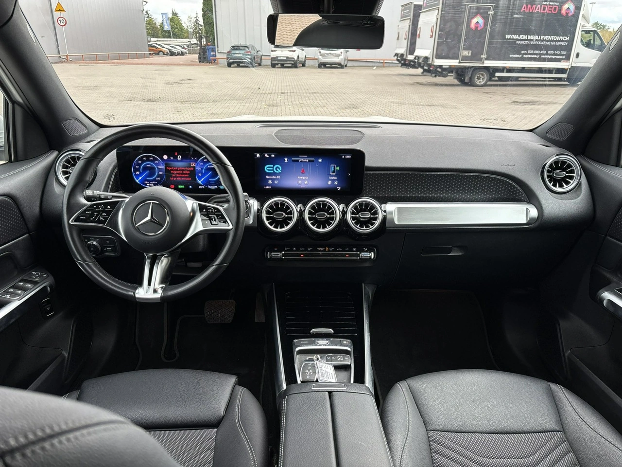 Mercedes EQB - Zdjęcie 12