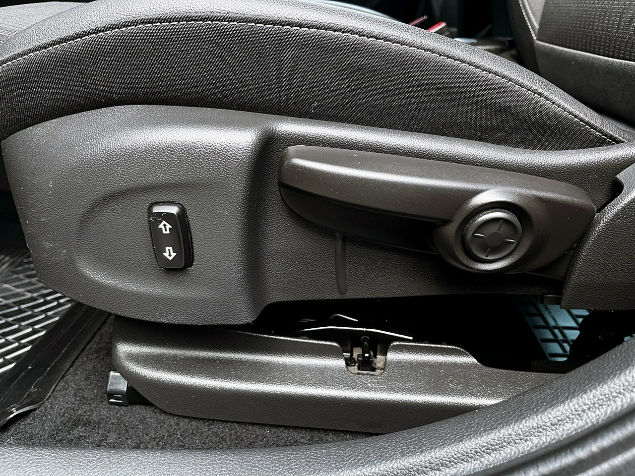 Opel Astra - Zdjęcie 16