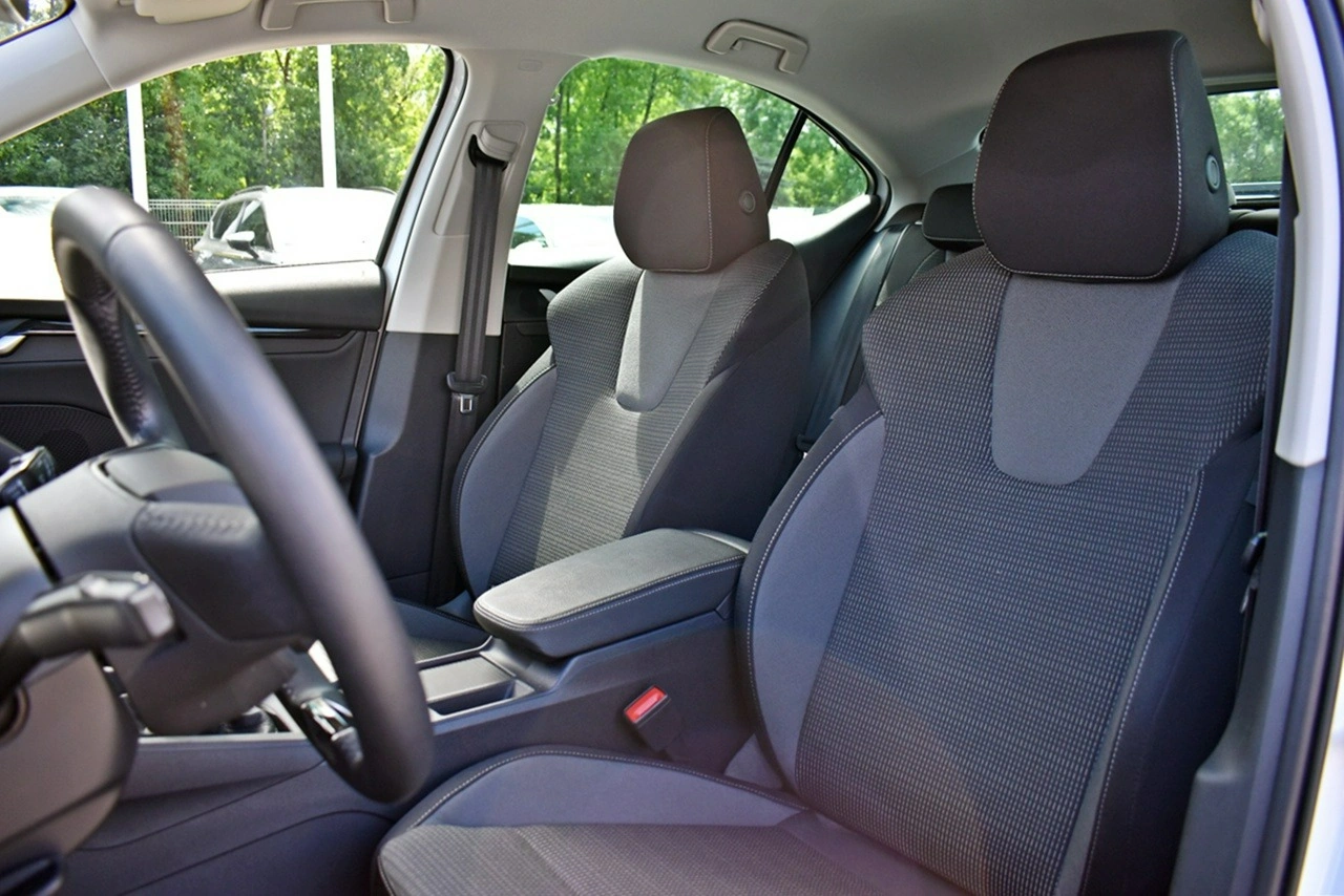 Skoda Octavia - Zdjęcie 9