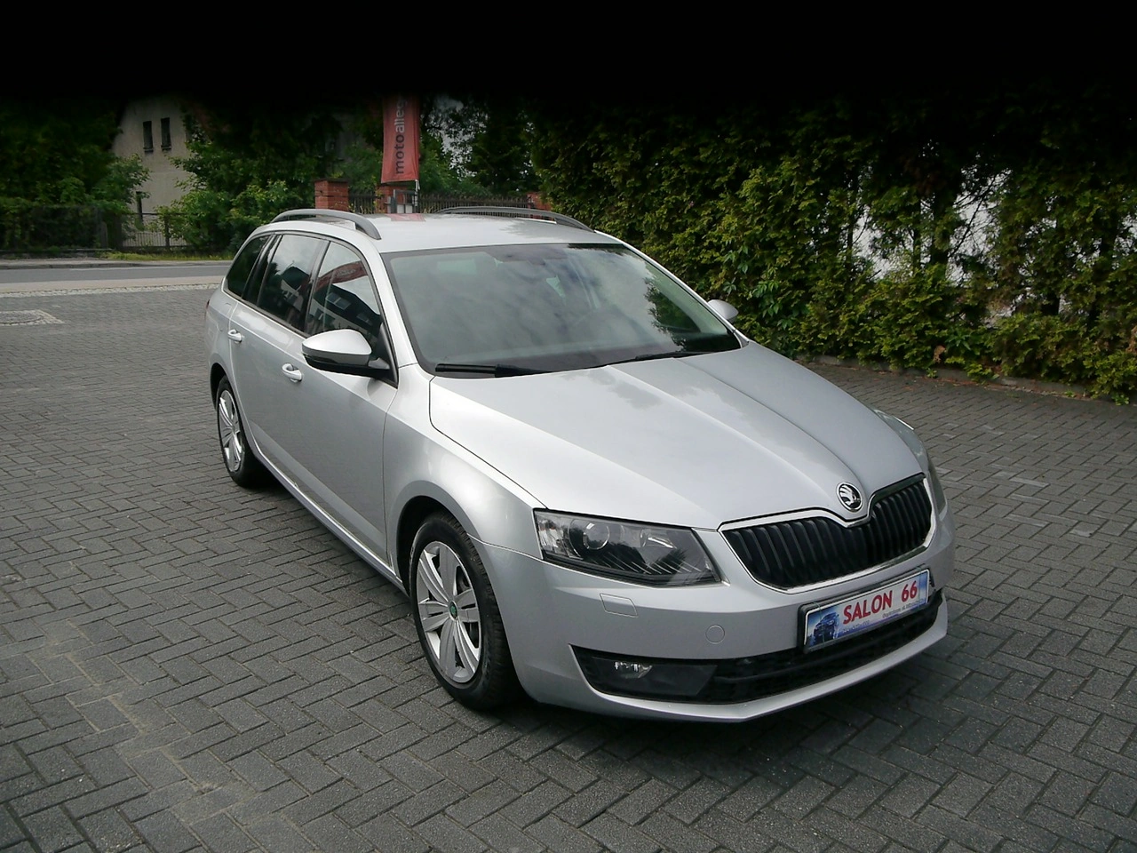 Skoda Octavia - Zdjęcie 2