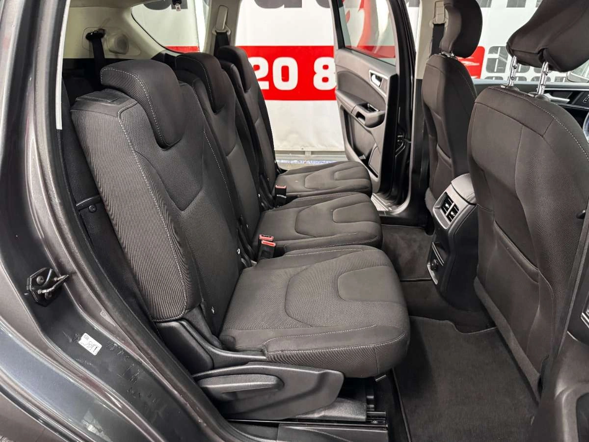 Ford S-Max - Zdjęcie 37