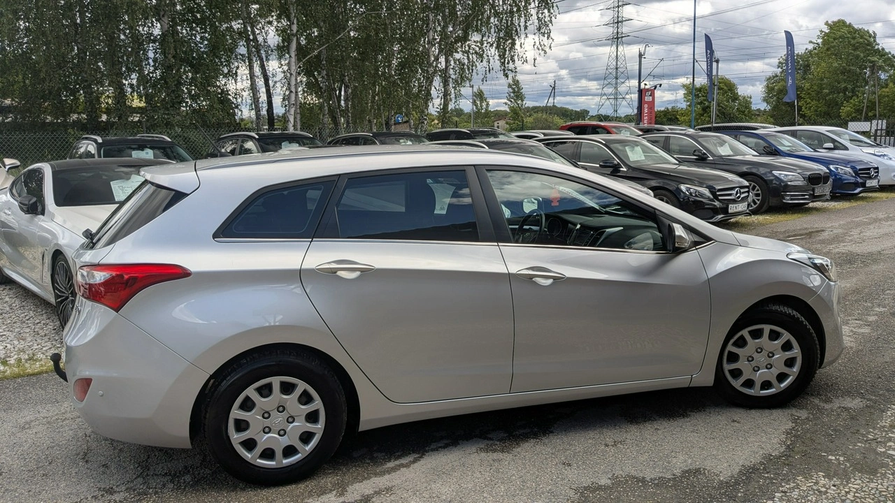 Hyundai i30 - Zdjęcie 16
