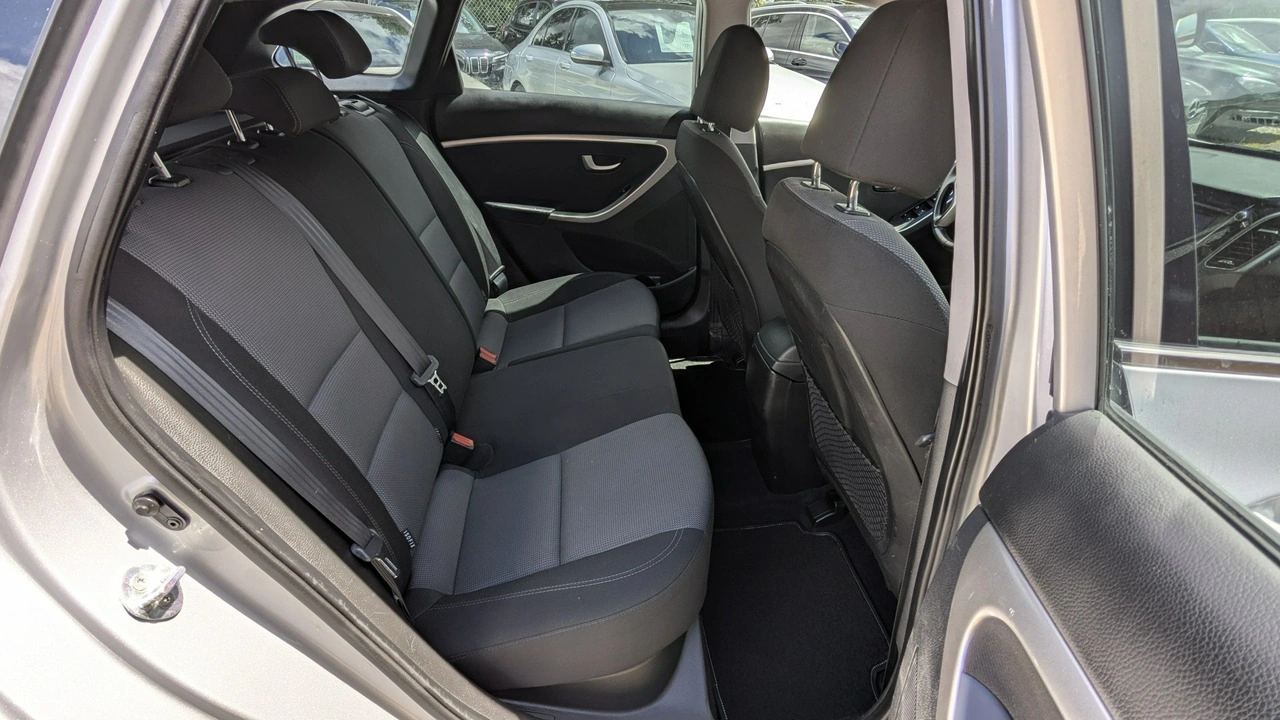 Hyundai i30 - Zdjęcie 21
