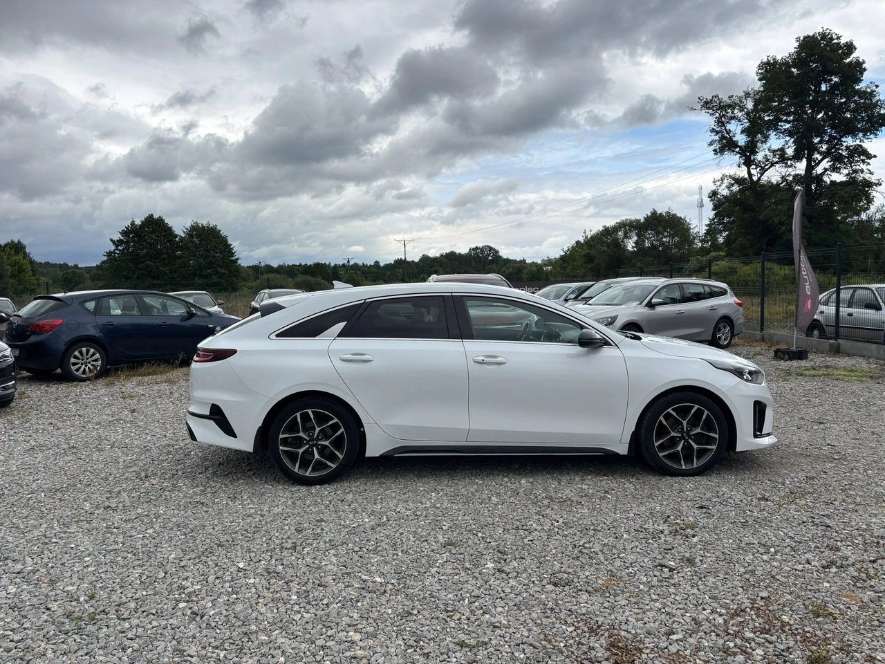 Kia Pro Cee'd - Zdjęcie 11