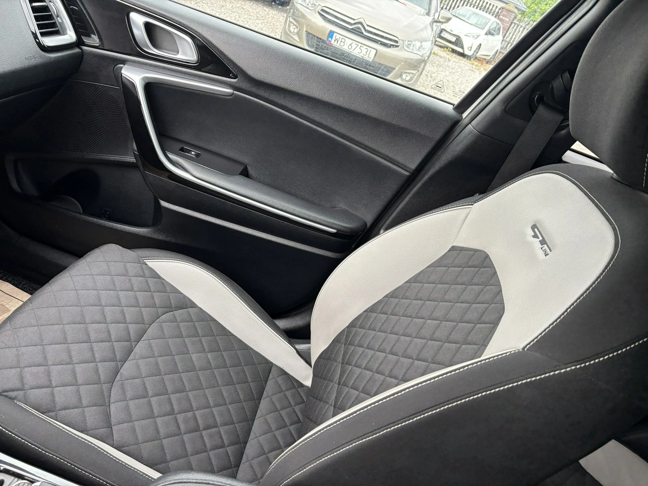 Kia Pro Cee'd - Zdjęcie 28
