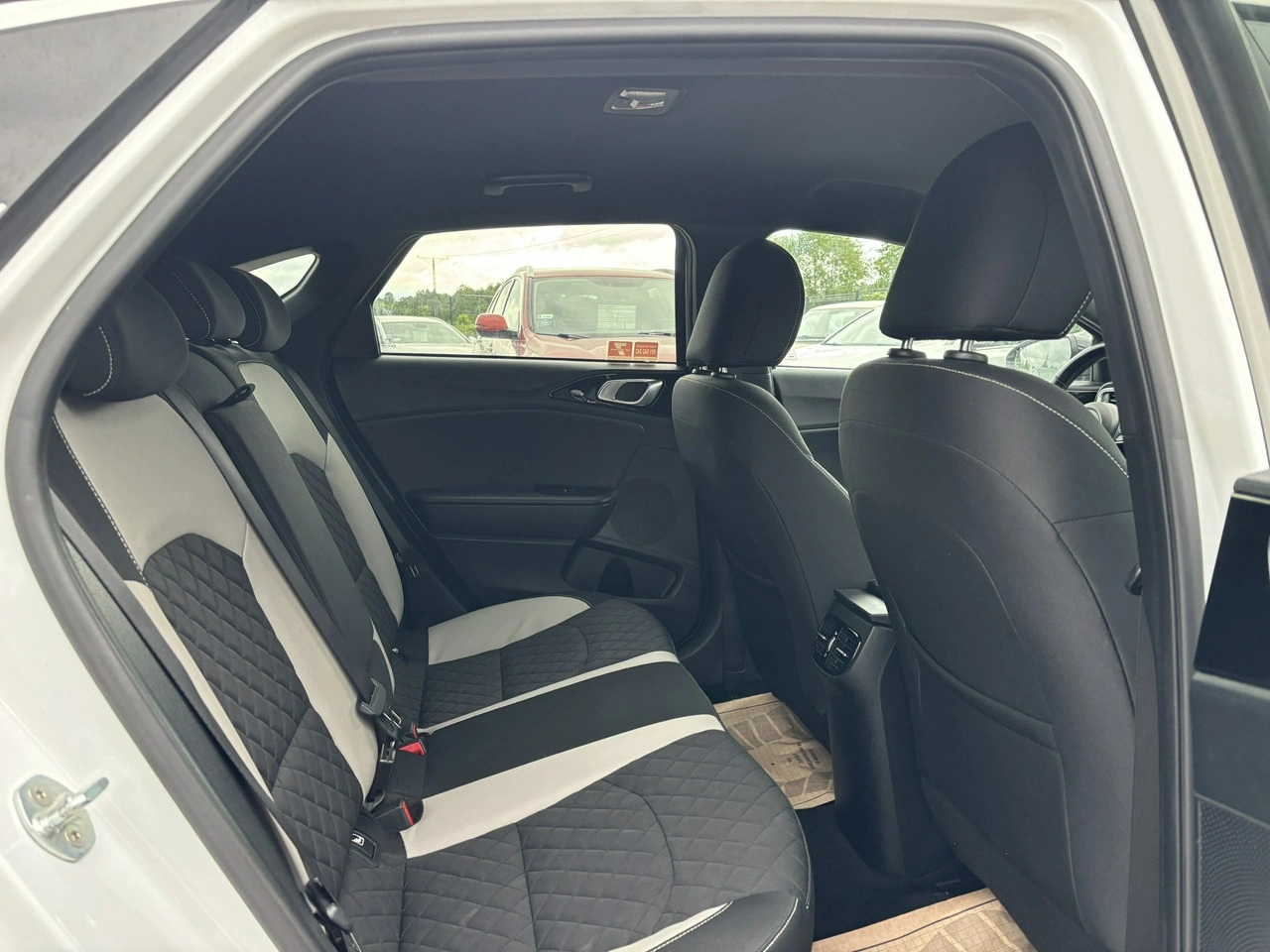 Kia Pro Cee'd - Zdjęcie 36