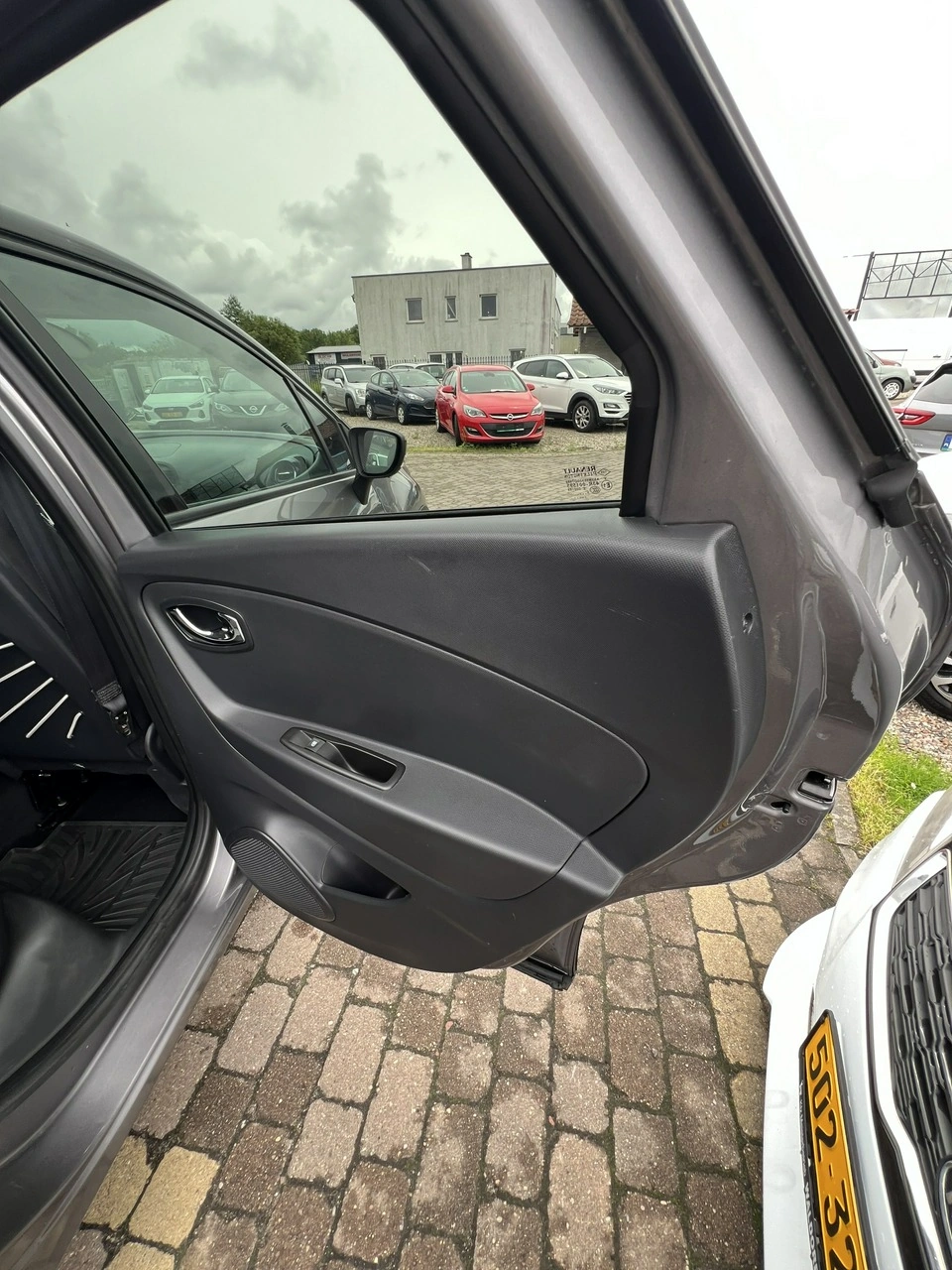 Renault Captur - Zdjęcie 9