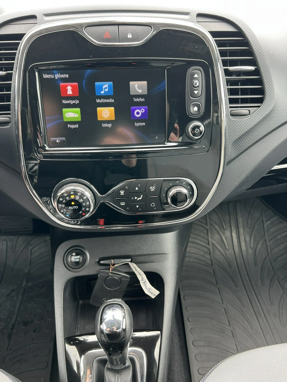 Renault Captur - Zdjęcie 17