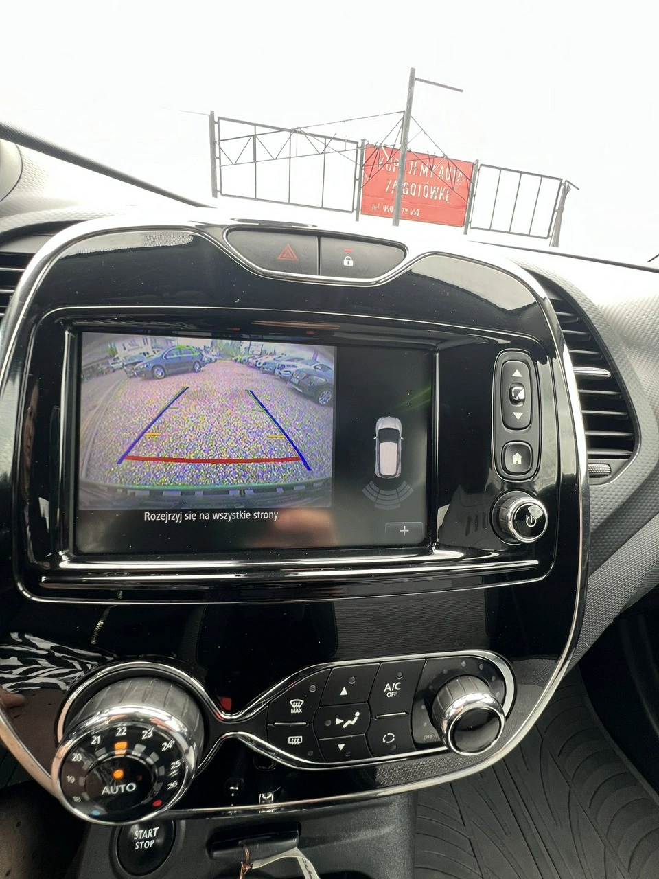 Renault Captur - Zdjęcie 27