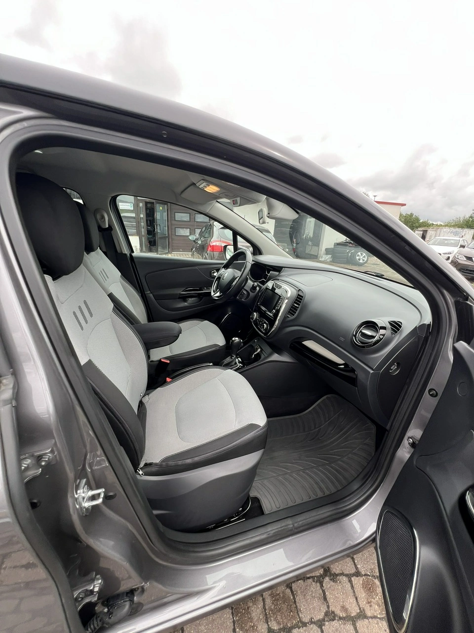Renault Captur - Zdjęcie 7