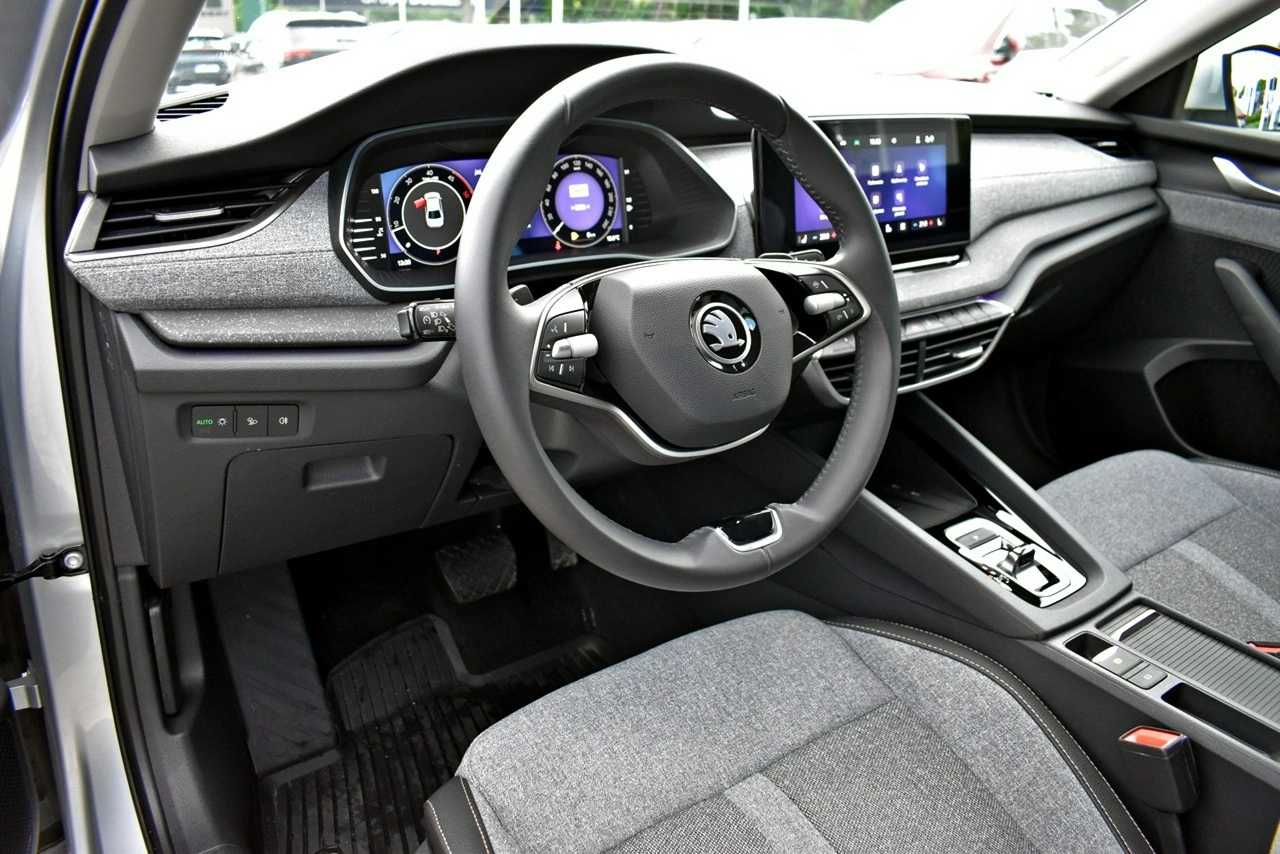 Skoda Octavia - Zdjęcie 9