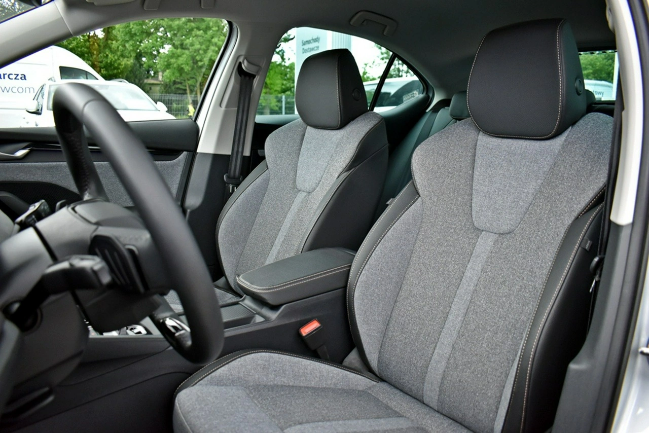 Skoda Octavia - Zdjęcie 10