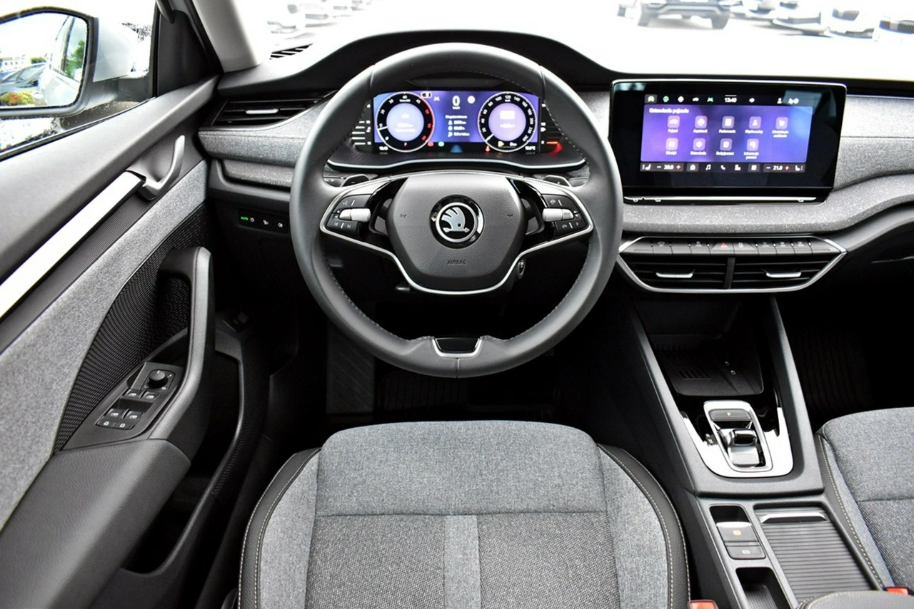 Skoda Octavia - Zdjęcie 13