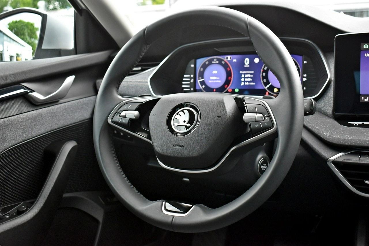 Skoda Octavia - Zdjęcie 17