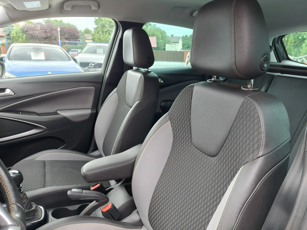 Opel Crossland X - Zdjęcie 13