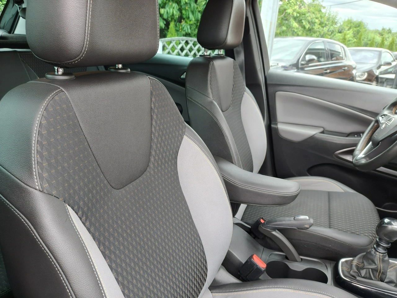 Opel Crossland X - Zdjęcie 19