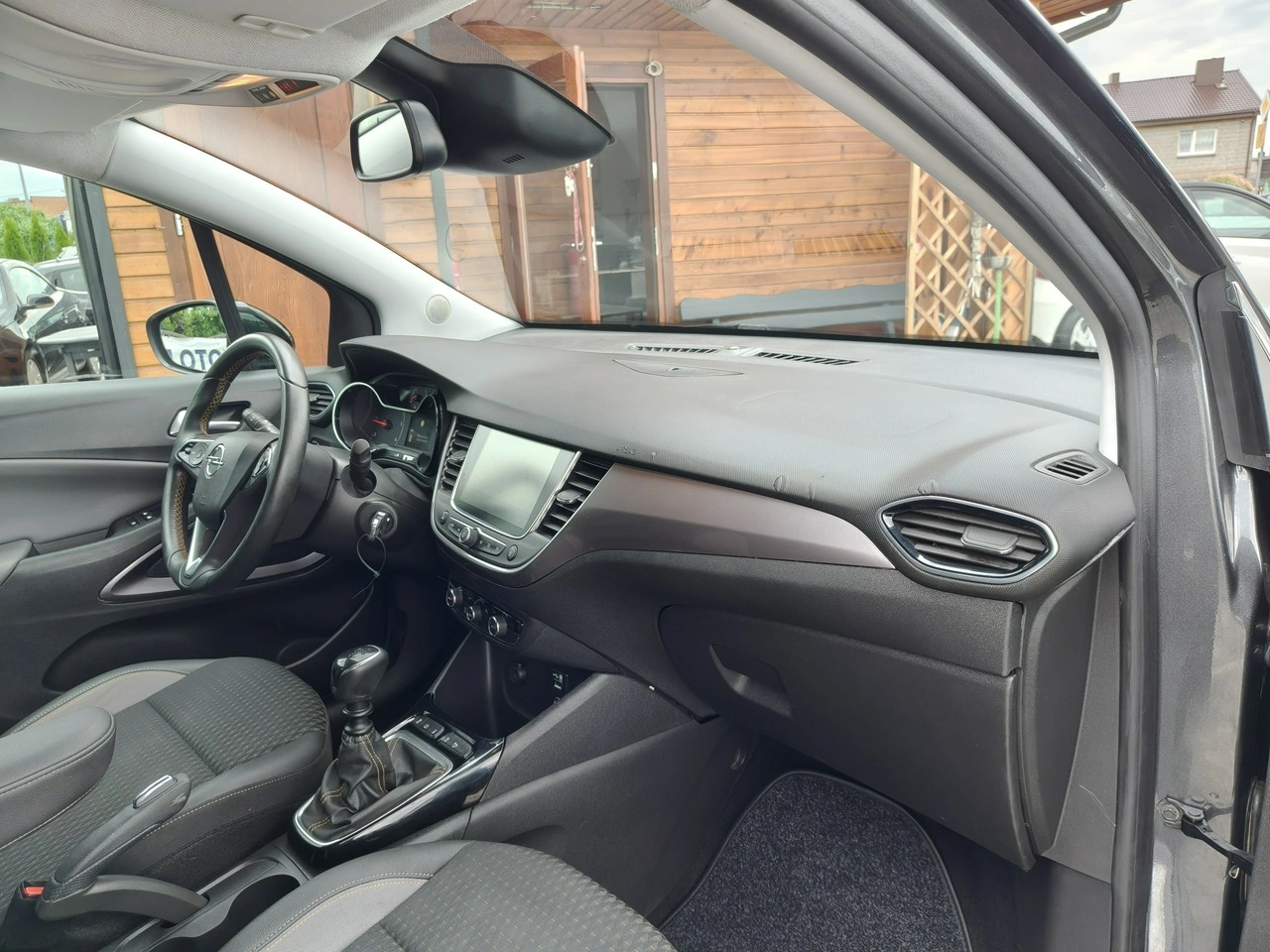 Opel Crossland X - Zdjęcie 20