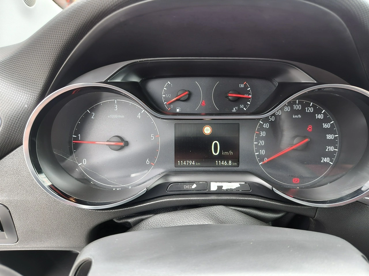 Opel Crossland X - Zdjęcie 8