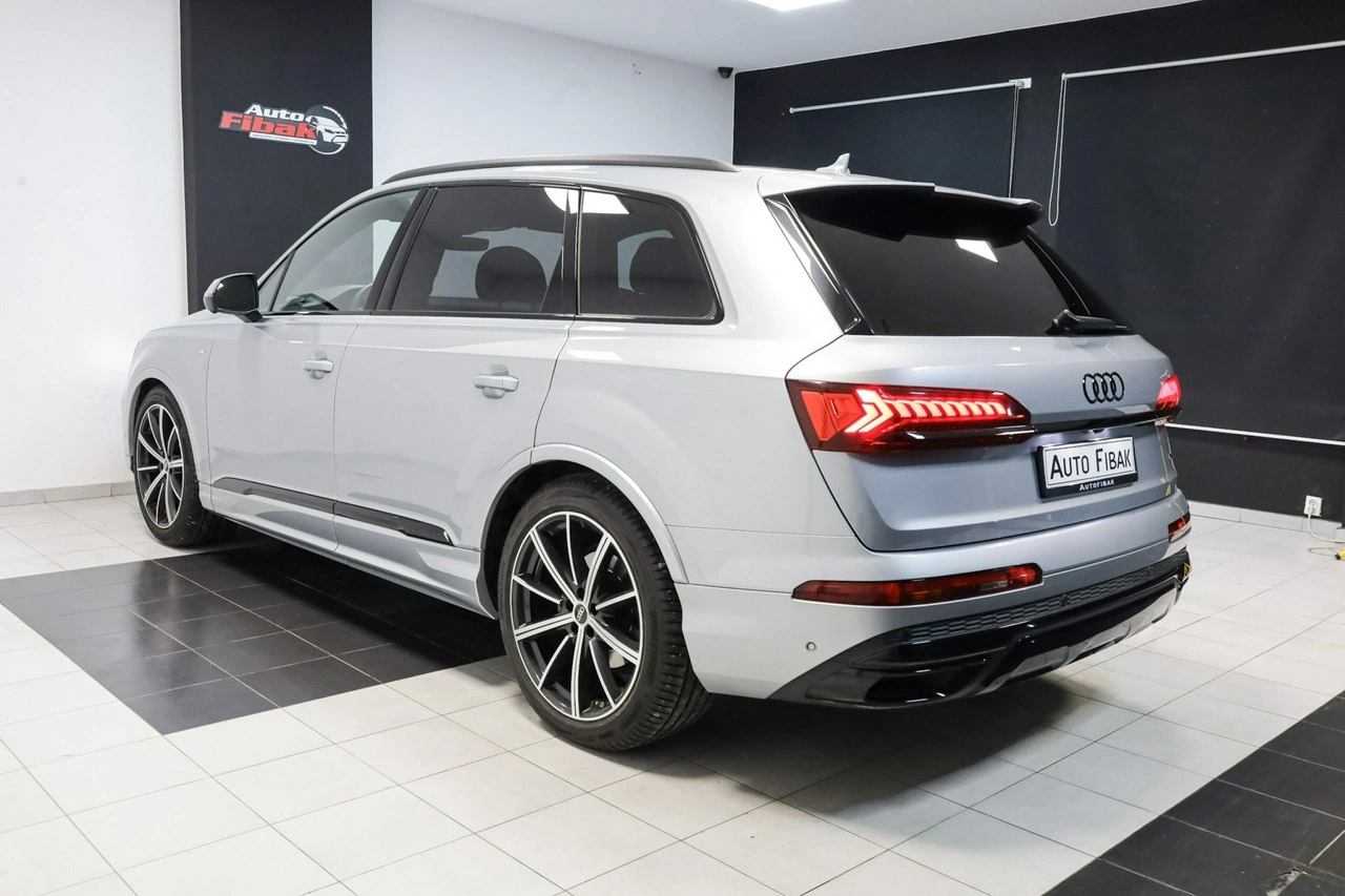 Audi Q7 - Zdjęcie 12