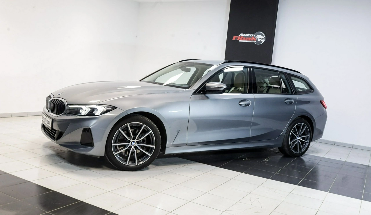 BMW 320 - Zdjęcie 2