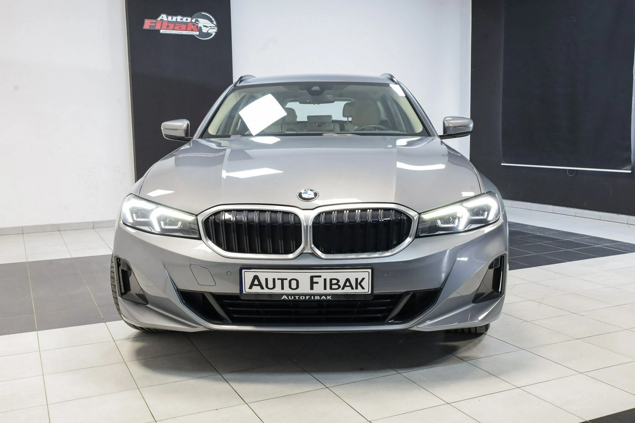 BMW 320 - Zdjęcie 4