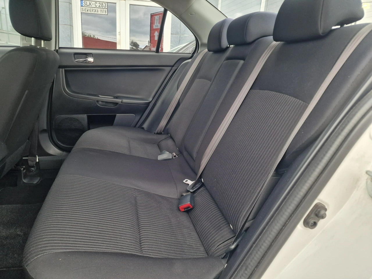 Mitsubishi Lancer - Zdjęcie 15