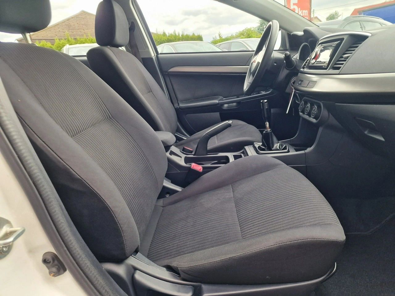 Mitsubishi Lancer - Zdjęcie 19