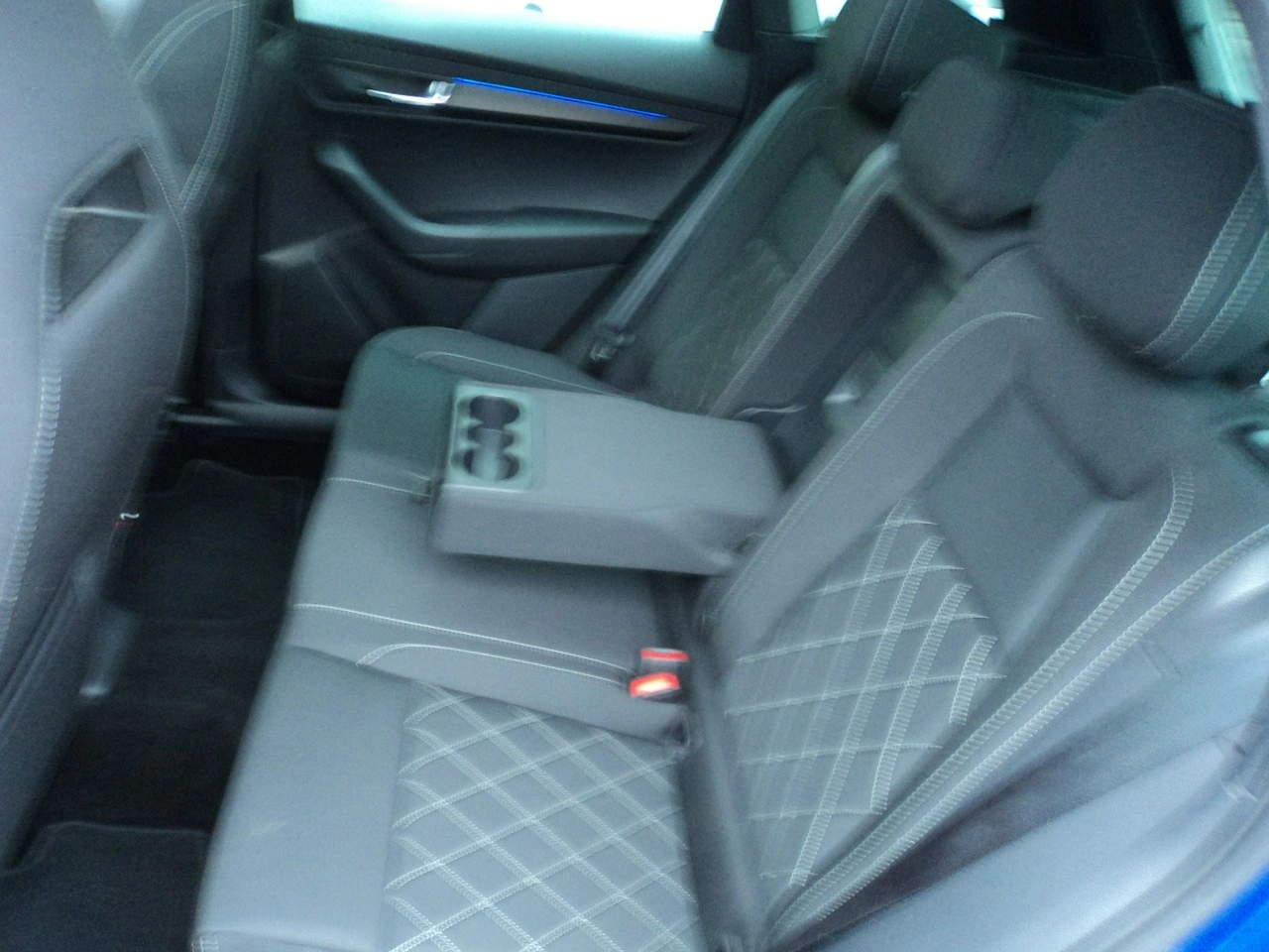 Skoda Karoq - Zdjęcie 11