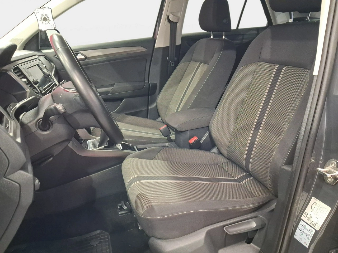 Volkswagen T-Roc - Zdjęcie 11