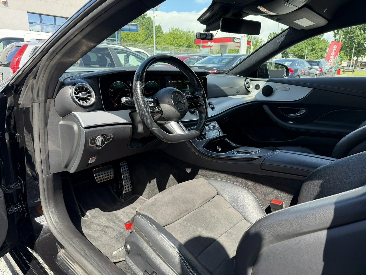 Mercedes E 220 - Zdjęcie 13