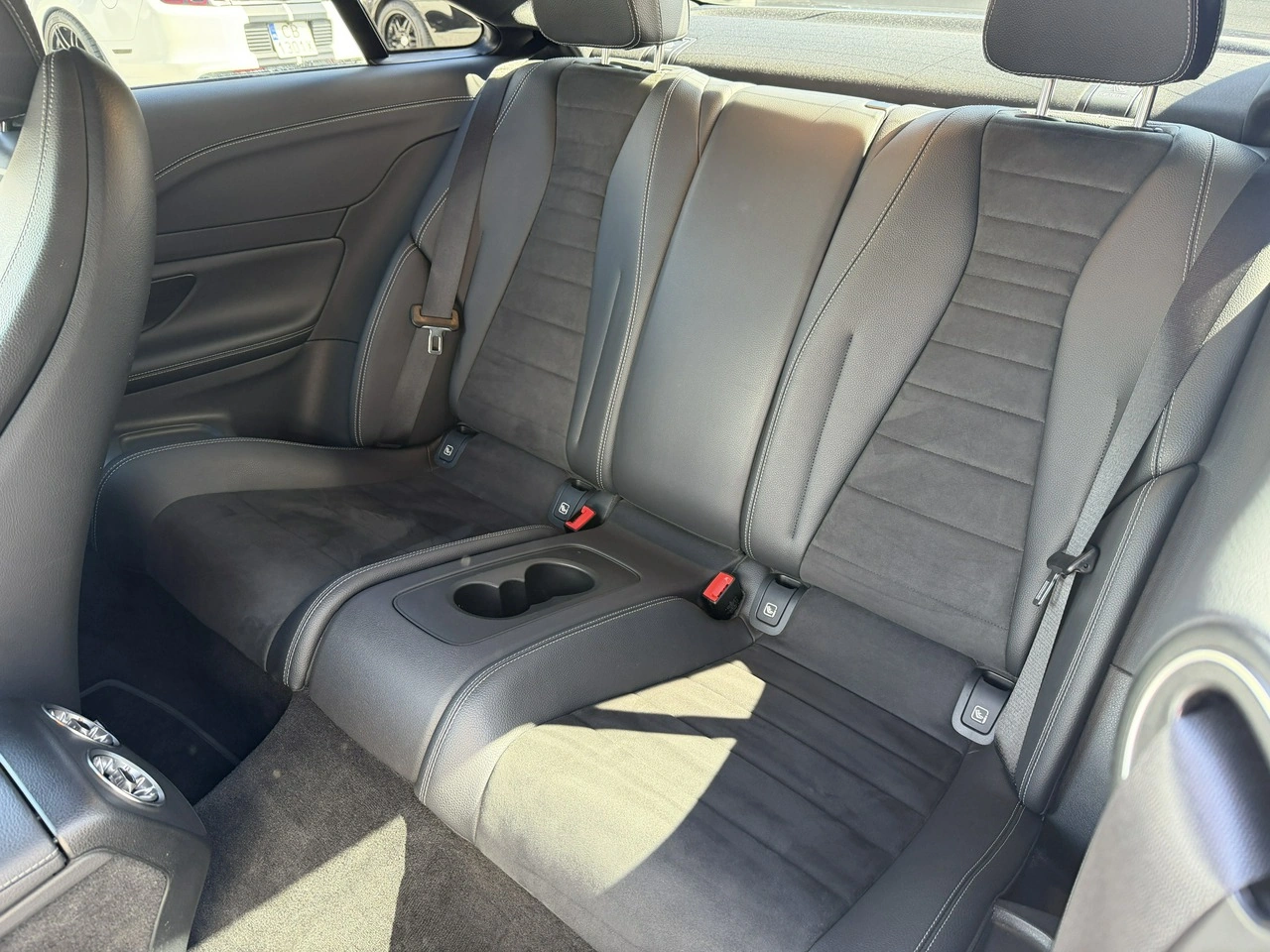 Mercedes E 220 - Zdjęcie 28