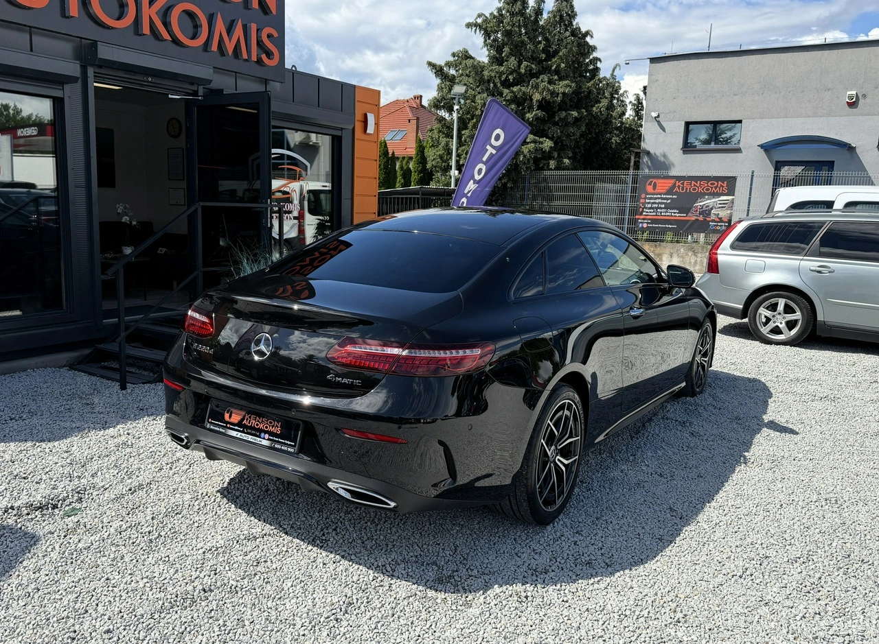 Mercedes E 220 - Zdjęcie 2