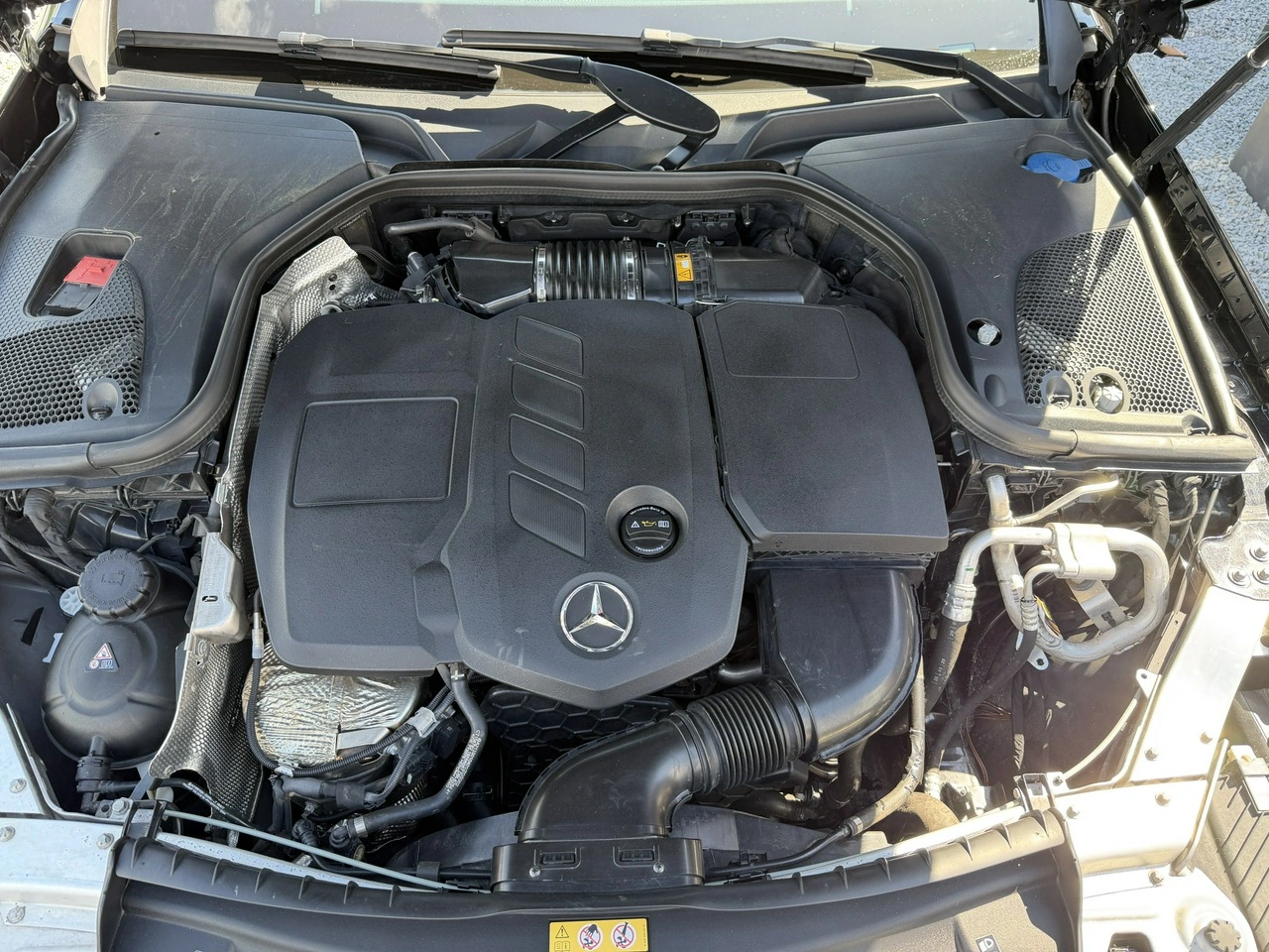 Mercedes E 220 - Zdjęcie 30