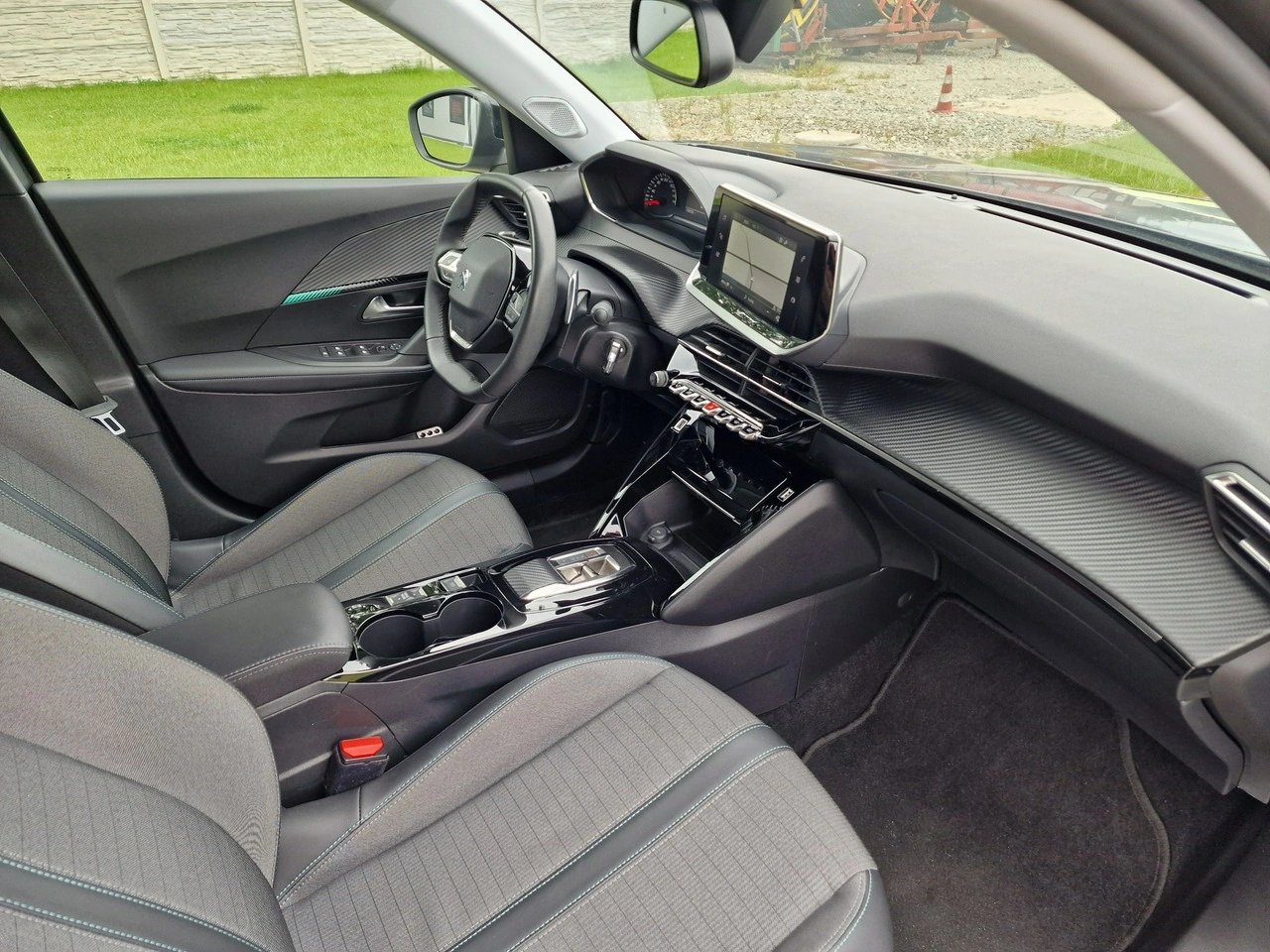 Peugeot 2008 - Zdjęcie 18