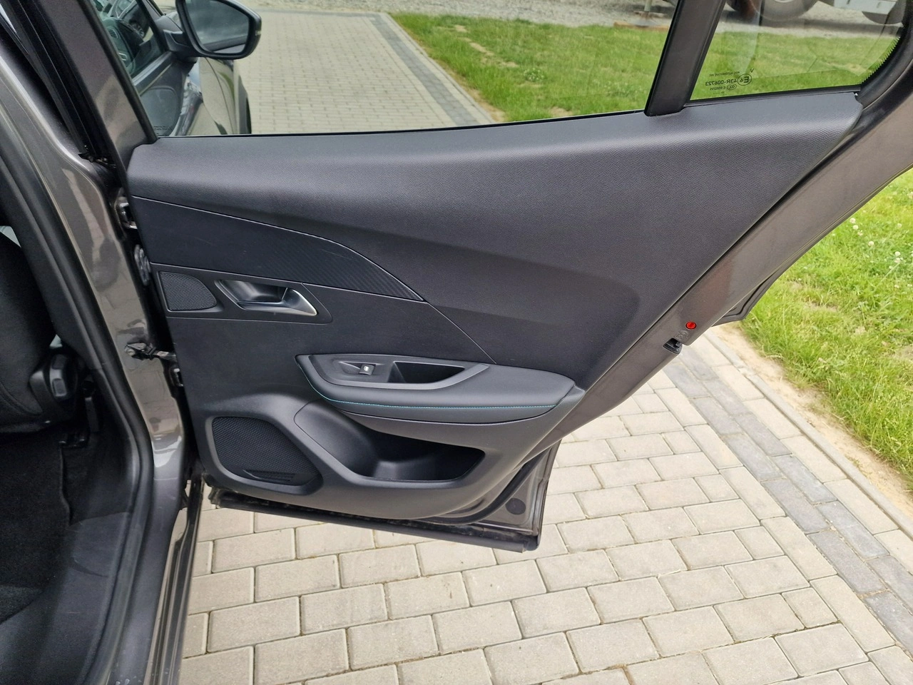 Peugeot 2008 - Zdjęcie 22